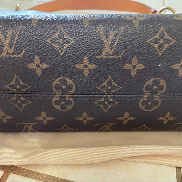 Authentic Louis Vuitton Graceful PM - Picture 12 of 17